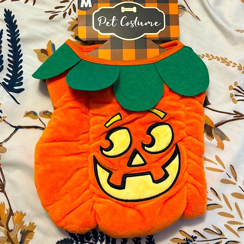 Woof Brand Pumpkin Dog Costume Medium NWT